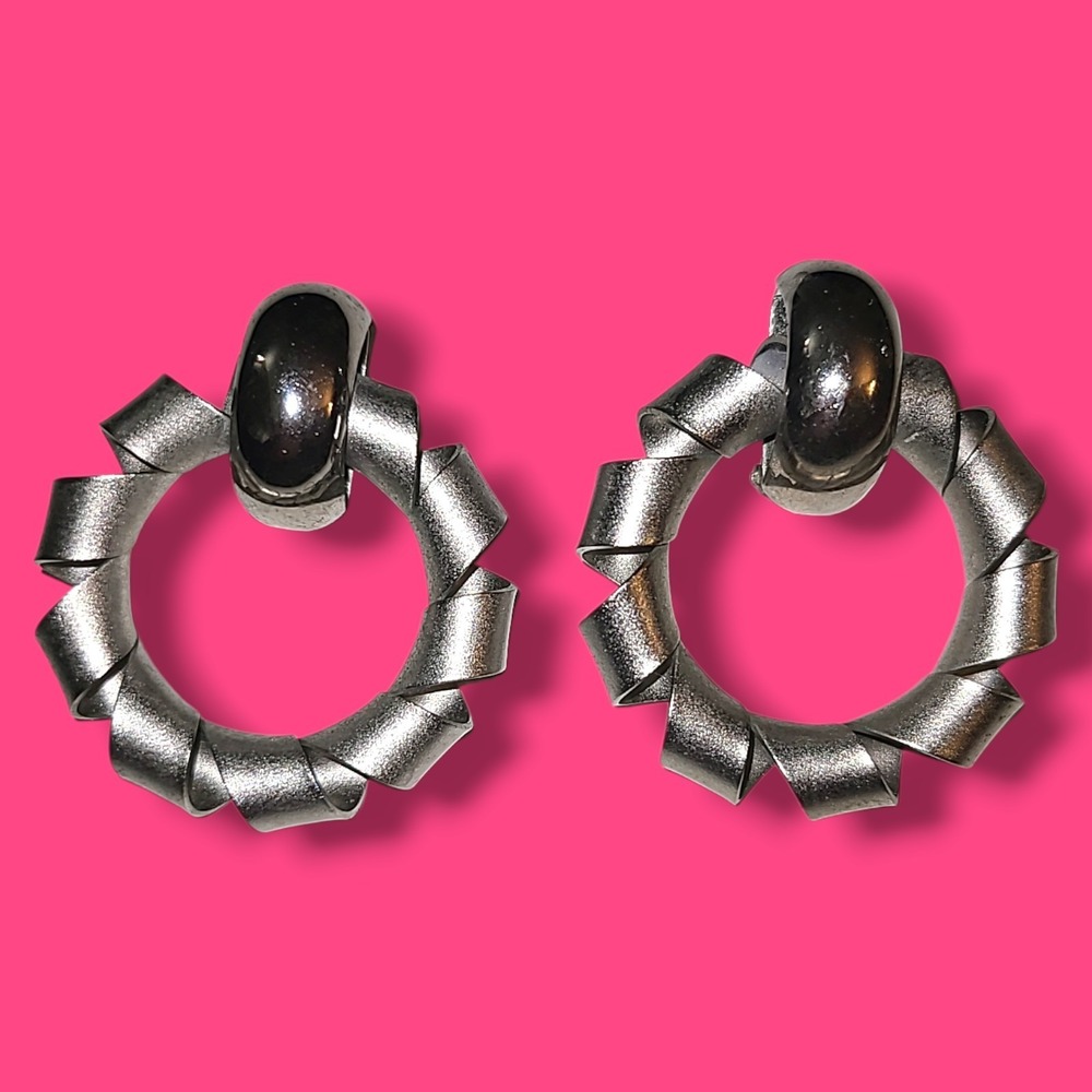 Vintage‎ 80s Silver Tone Twisted Hoop Clip On Earrings Chunky Statement Mod